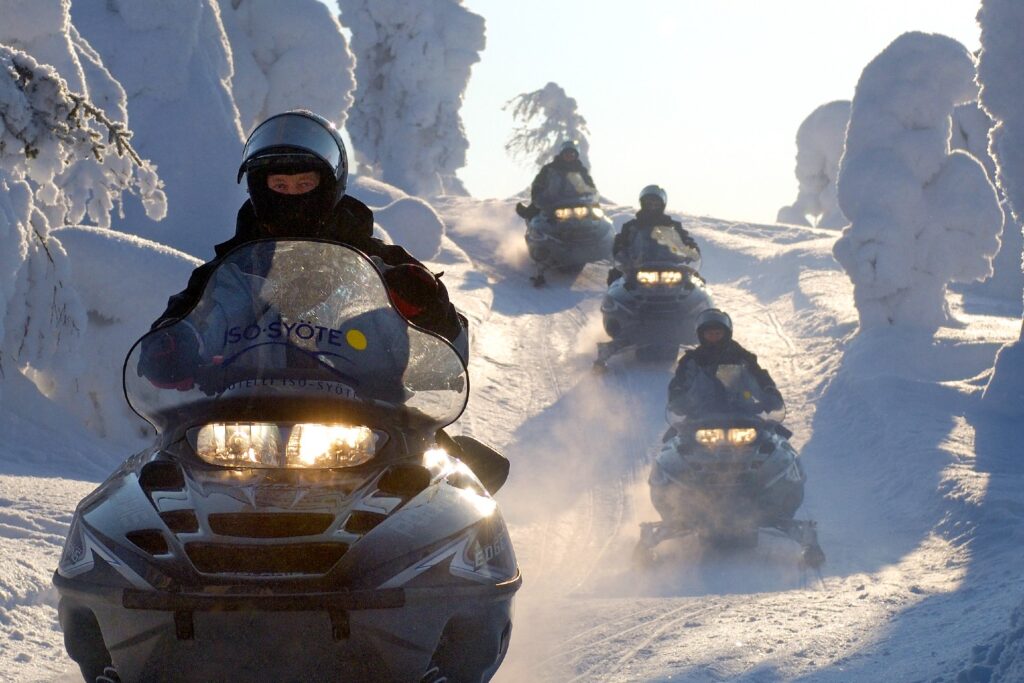 Sneeuwscooter-Lapland-excursies