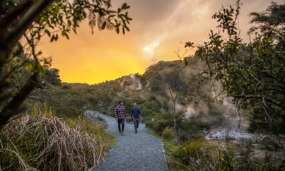 Zonsondergang bij Rotorua - Rondreis Nieuw-Zeeland 5 weken