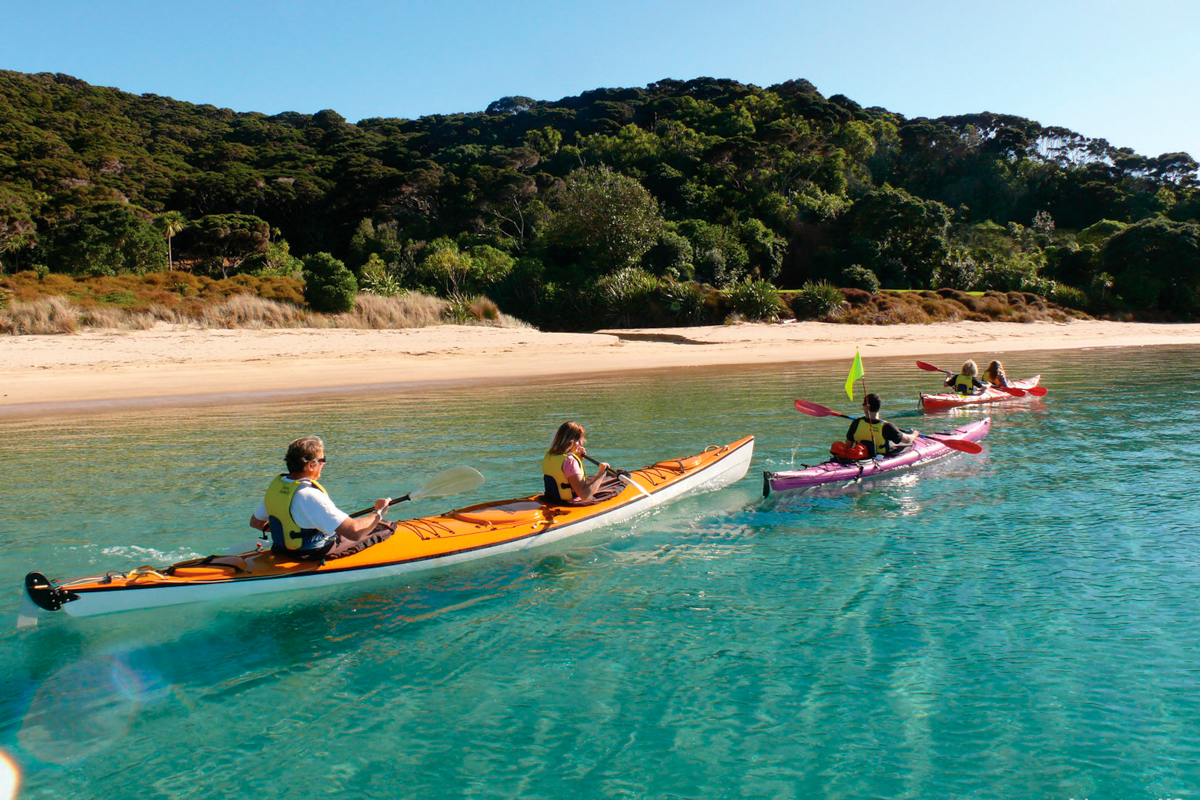 Rondreis Nieuw Zeeland plannen; kajakken in Bay of Islands